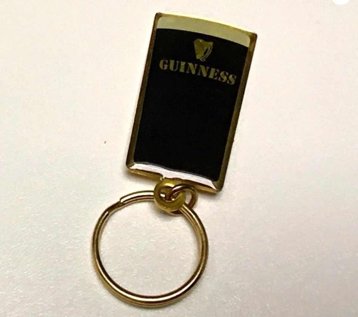 Guinness Black & Gold Metal Rectangle Keyring - Image 1
