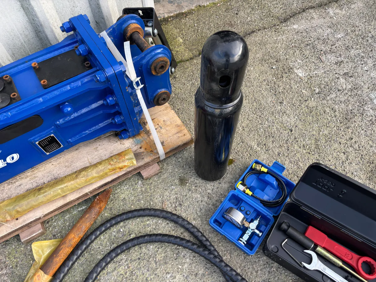 NEW HERO 40 HEAVY-DUTY HYDRAULIC BREAKER - Image 3