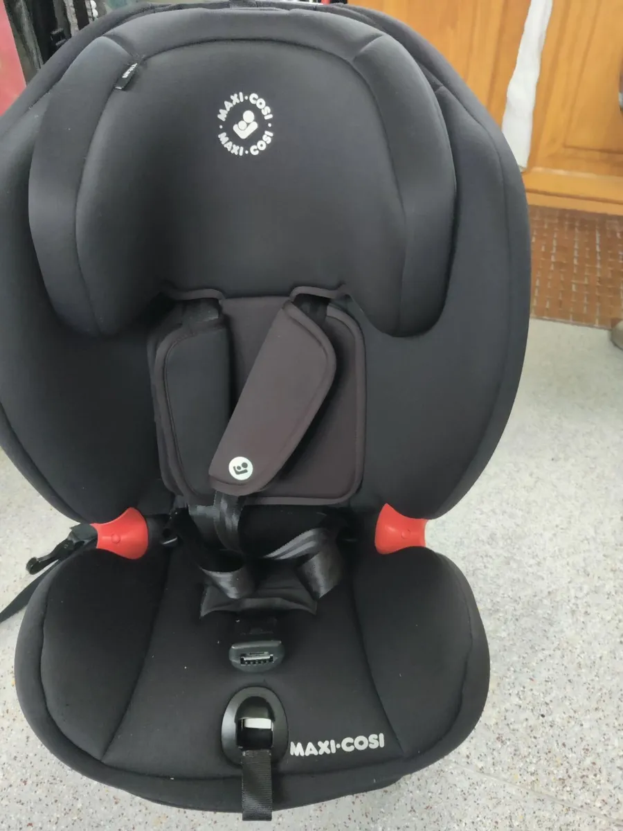 Baby car seat