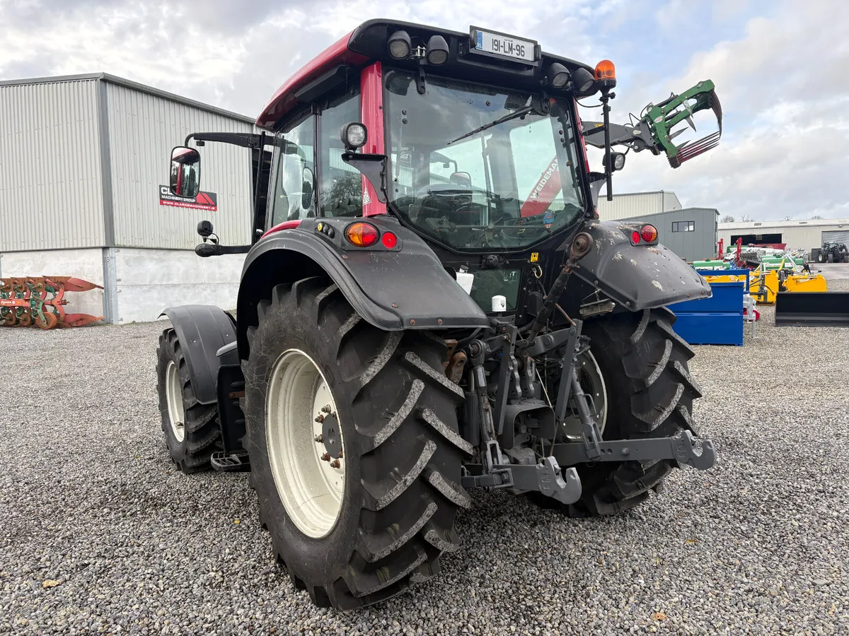 🚜 2019 Valtra N103 - Only 2700 Hours - Image 4