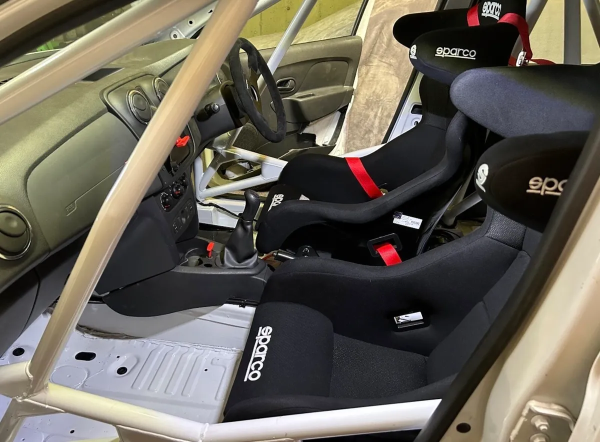 Dacia Sandero Challenge Cup Car - Image 3