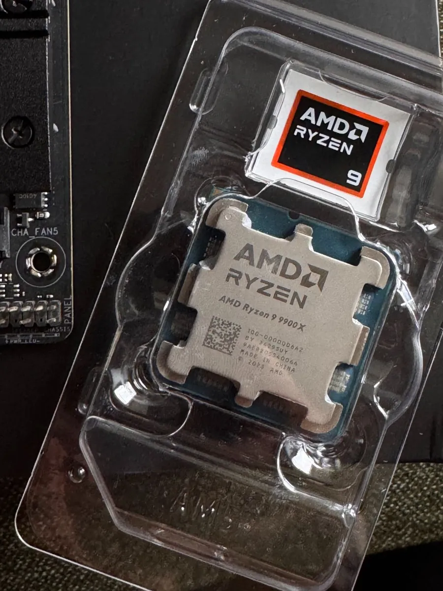 AMD Ryzen 9 9900X, 12 Core / 24 Threads, 4.40-5.60 - Image 1