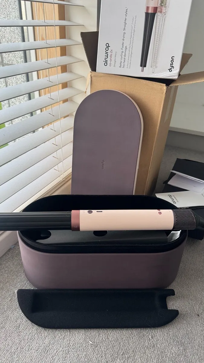 Dyson Hair tool - Image 1