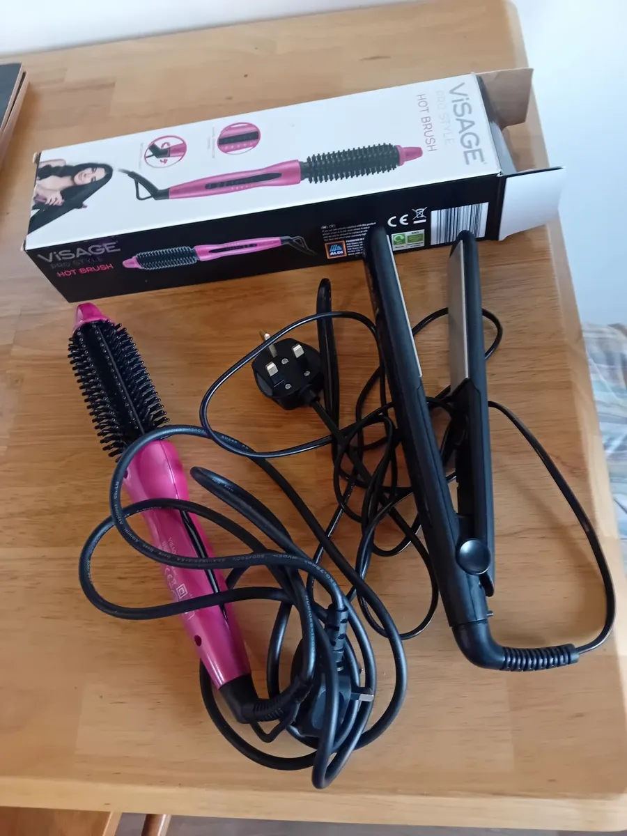 2 Hair Straighteners