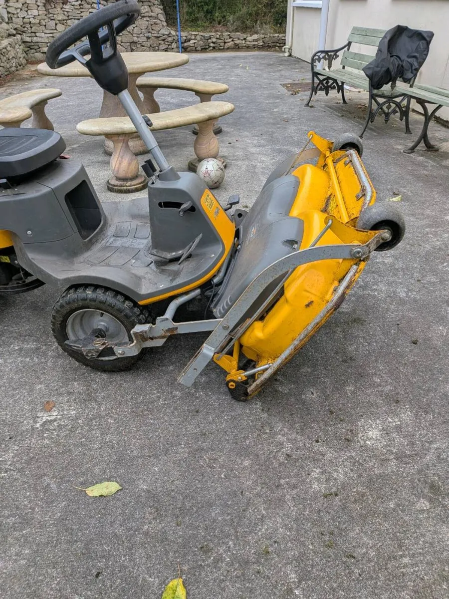 Ride on mower - Image 3