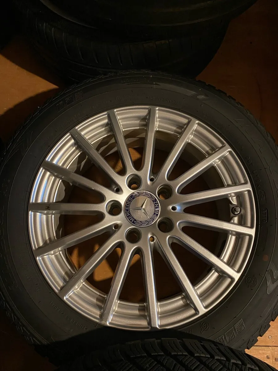 Genuine Mercedes C Class 16 Inch Alloy Wheels - Image 2