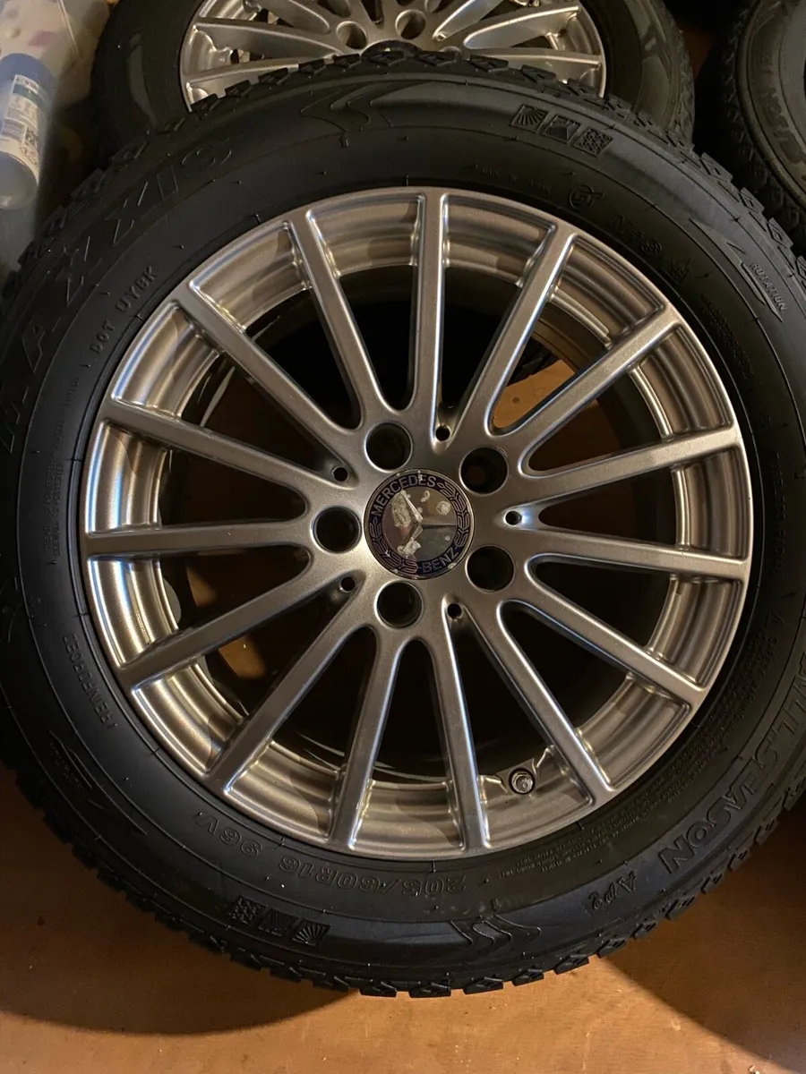 Genuine Mercedes C Class 16 Inch Alloy Wheels - Image 4