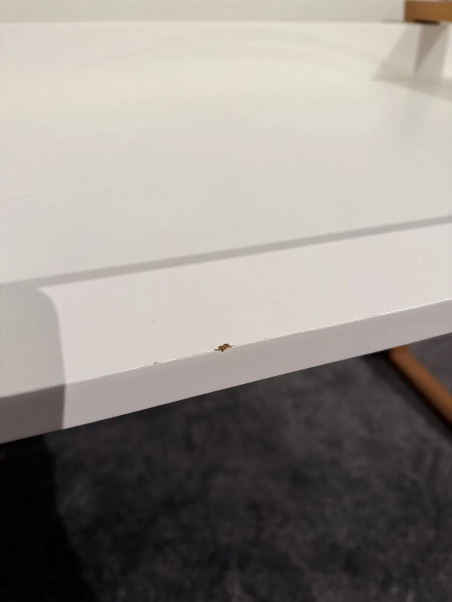 Desk - Image 2