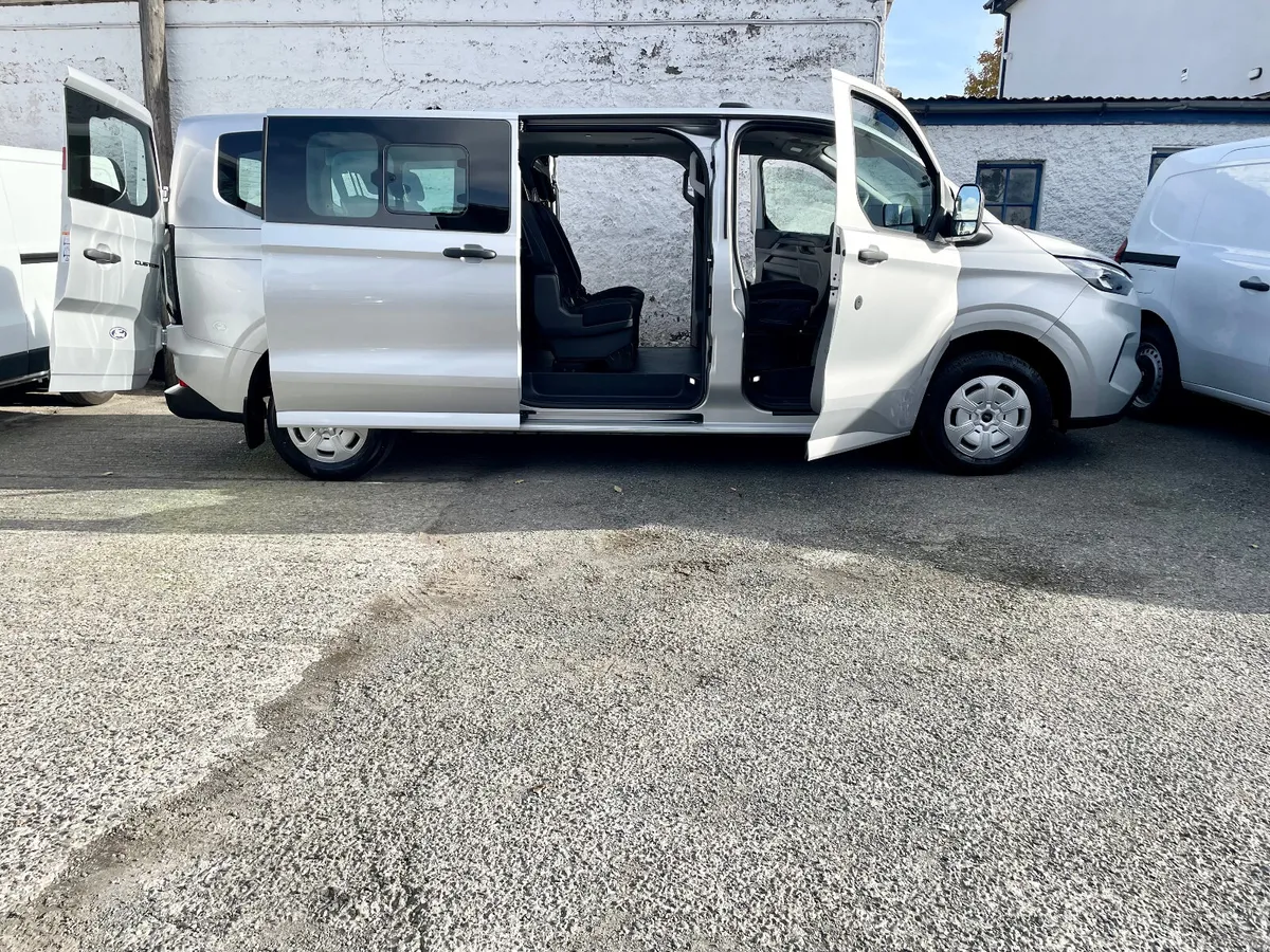 Ford Transit Custom Kombi 2.0 Diesel 9 Seat,2024 - Image 3