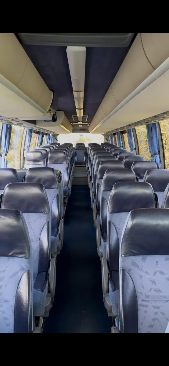 2009 Volvo 9700 - Image 3