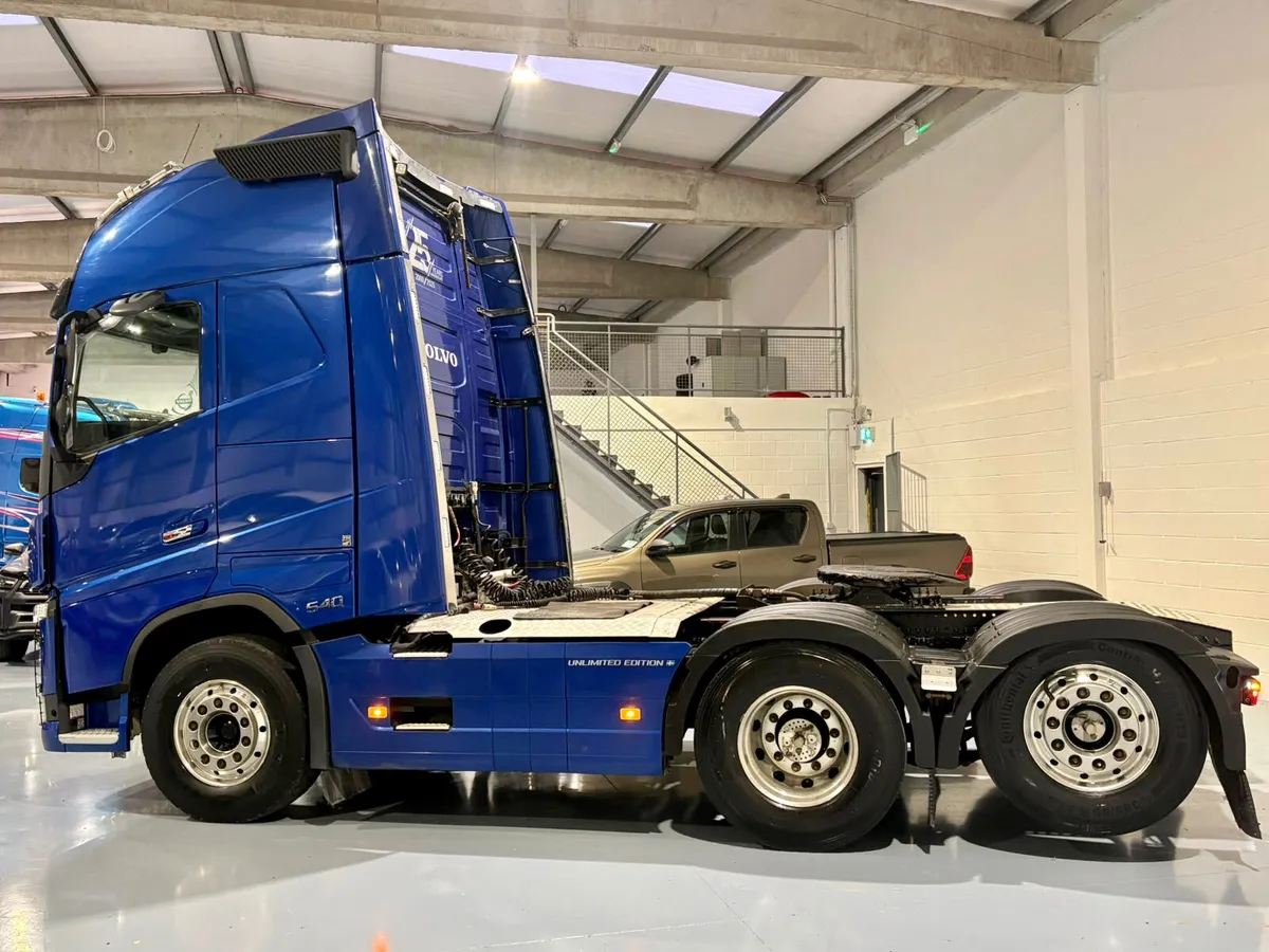 2021 Volvo FH 540 6x2 Tag Axle - Image 4