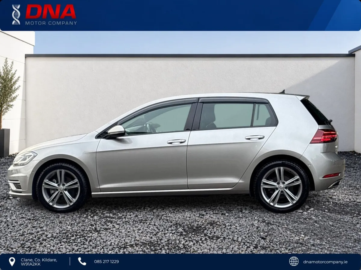 Volkswagen Golf 2.0 TDI - IVORY LEATHER - 49KMS - Image 3