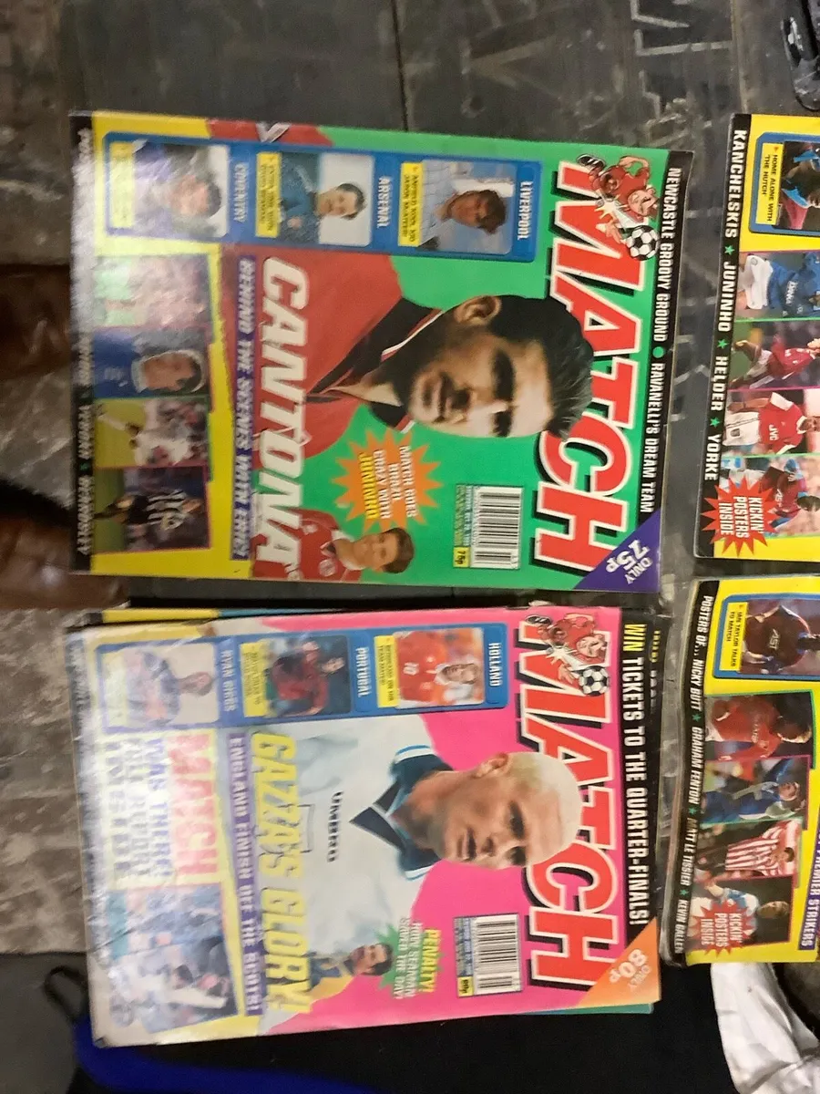 Old football magazines - Image 2