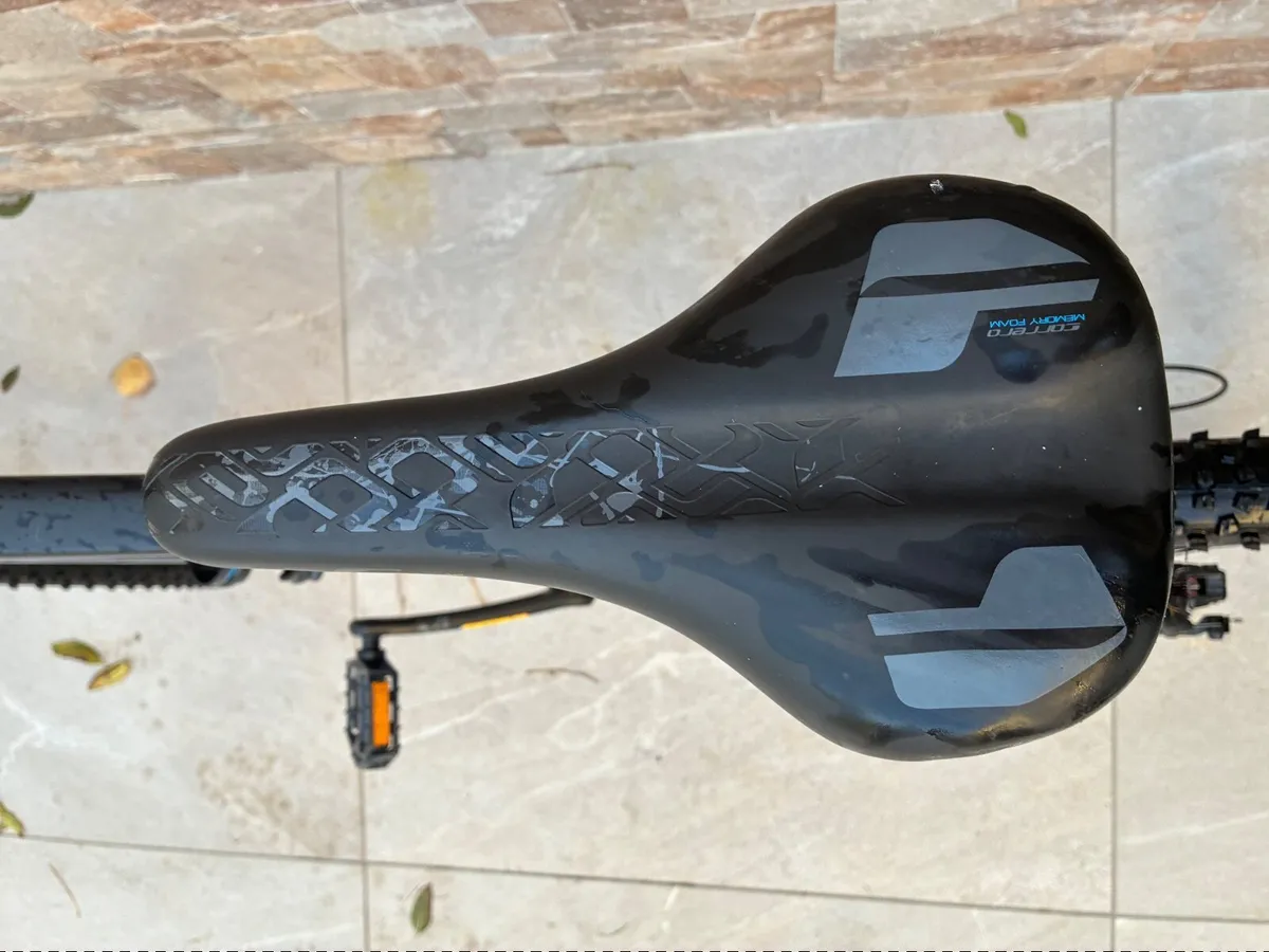 Carrera Vengence men’s mountain bike large - Image 3