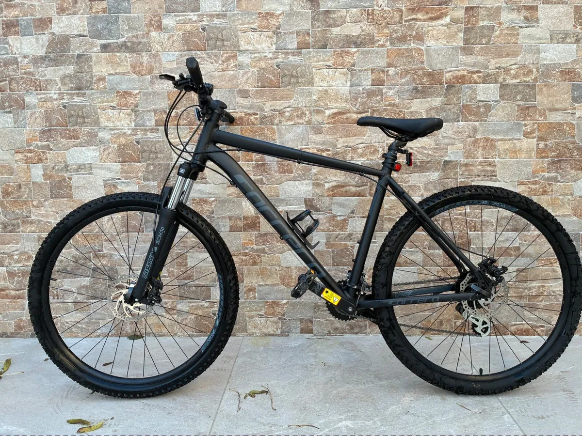 Carrera Vengence men’s mountain bike large - Image 1