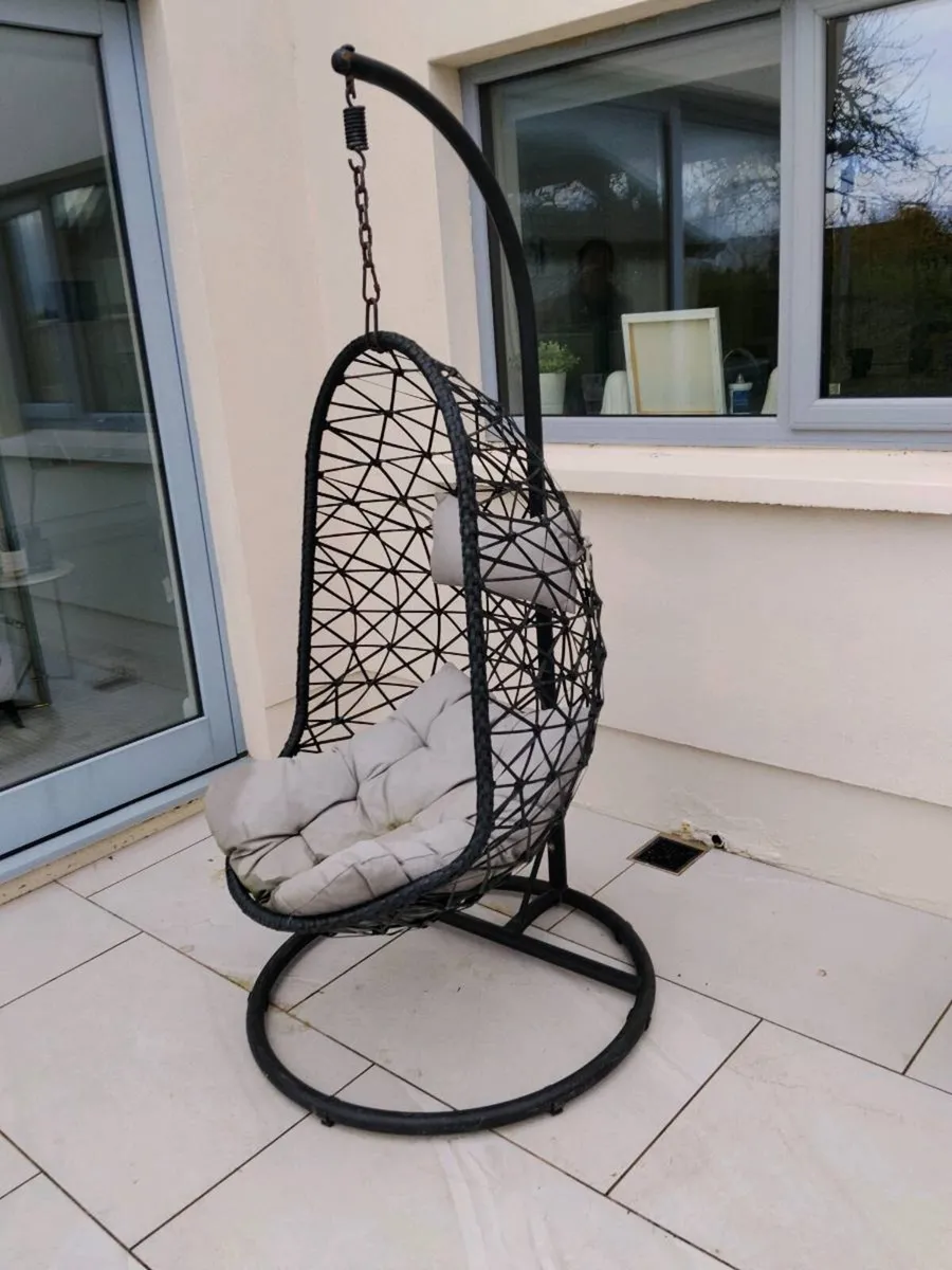 Egg Chair