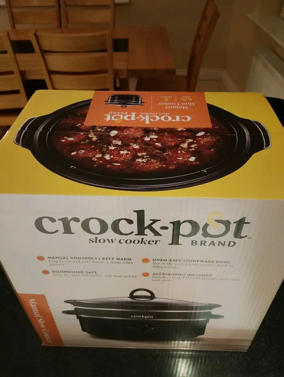 Crockpot slow cooker. Brand new, unopened - Image 3