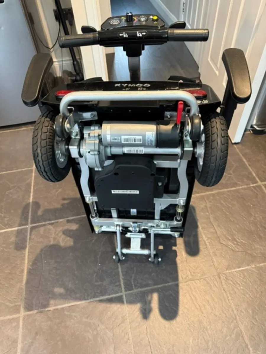 Kymco folding mobility scooter - Image 2