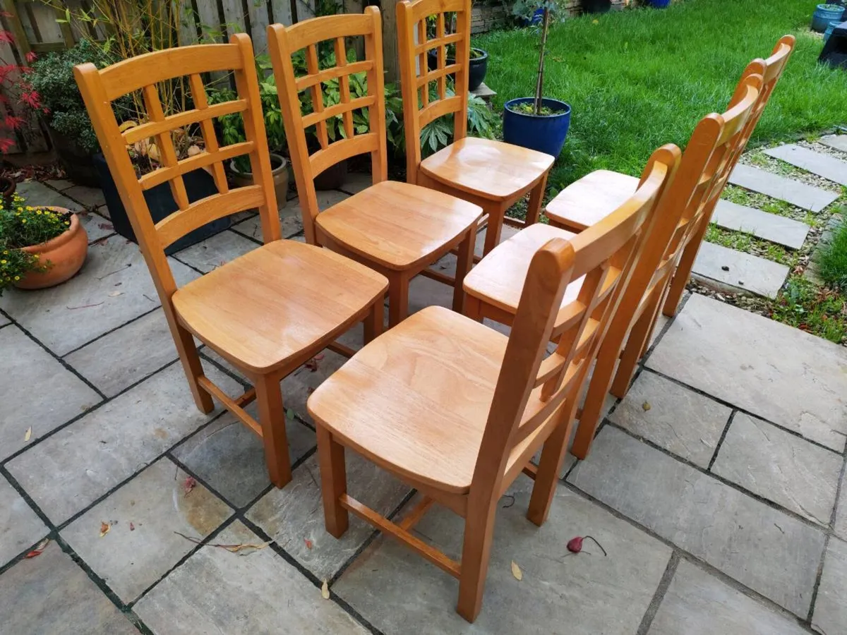 6 kitchen dining chairs - Image 1