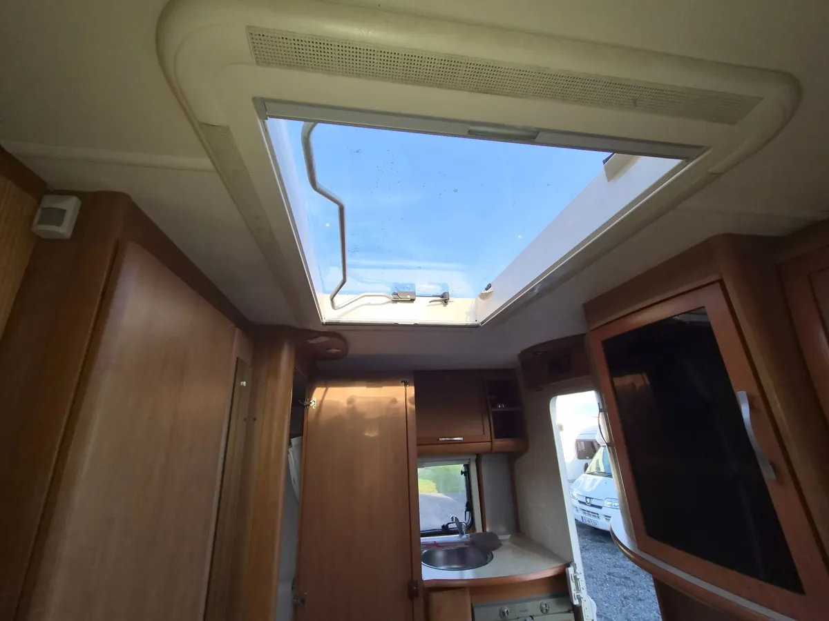 Camper - Image 3