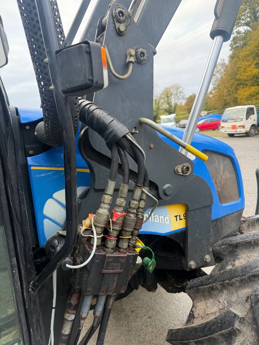 New Holland TL90A - Image 4