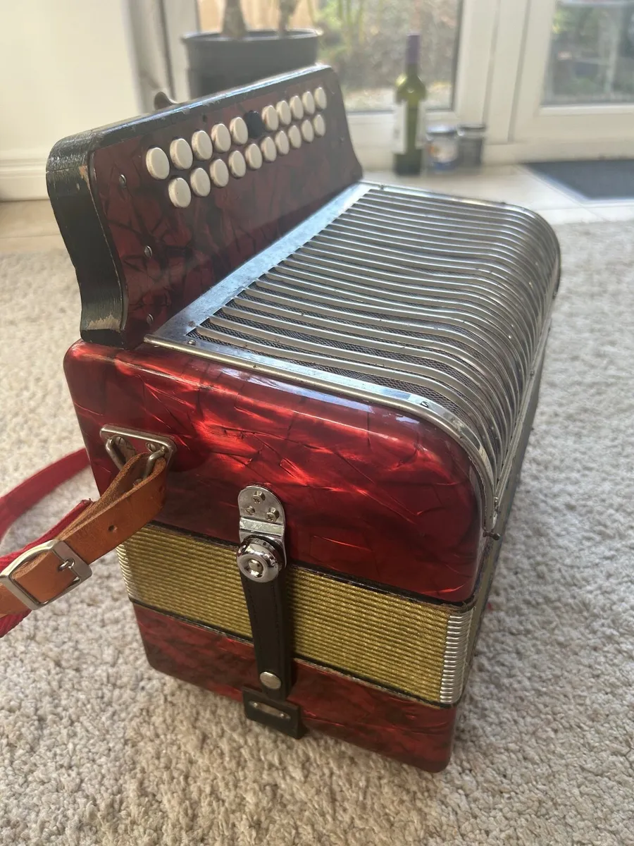 Button Accordion - Hohner Double Ray De Luxe B/C - Image 2