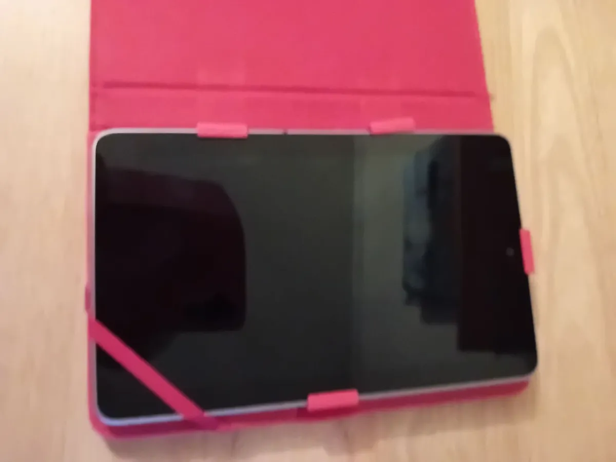 Nexus tablet. - Image 2