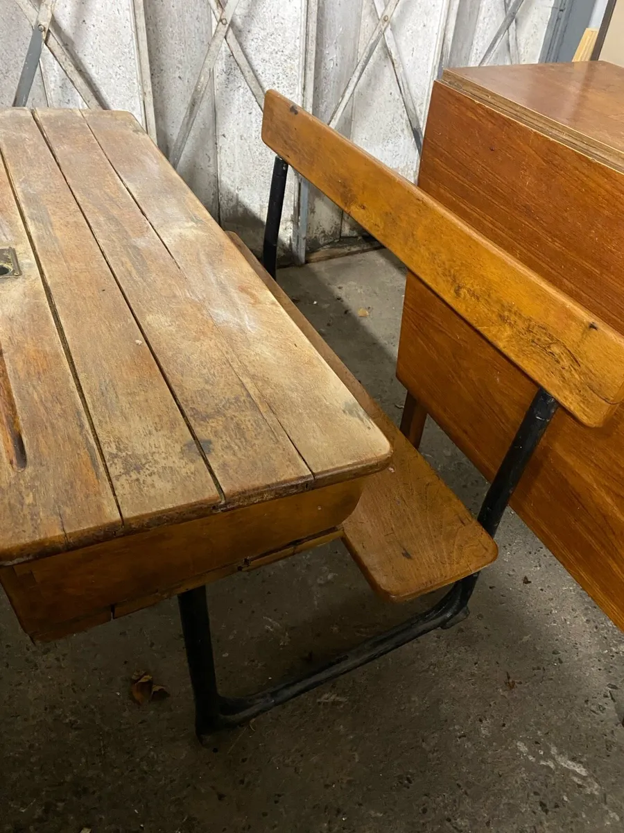 Old school desk - Image 2
