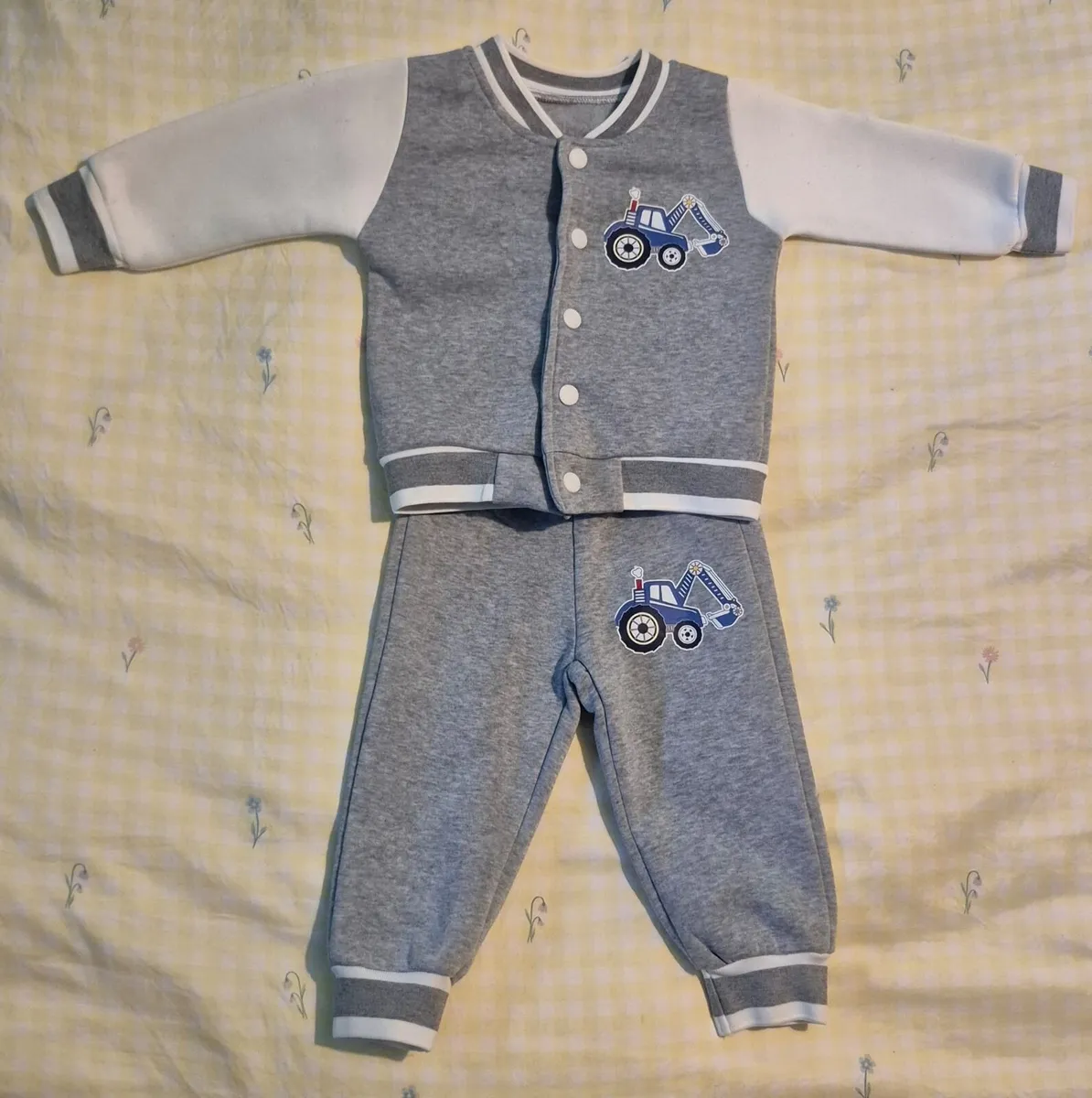 Baby boy clothes 6 - 12 months - Image 1
