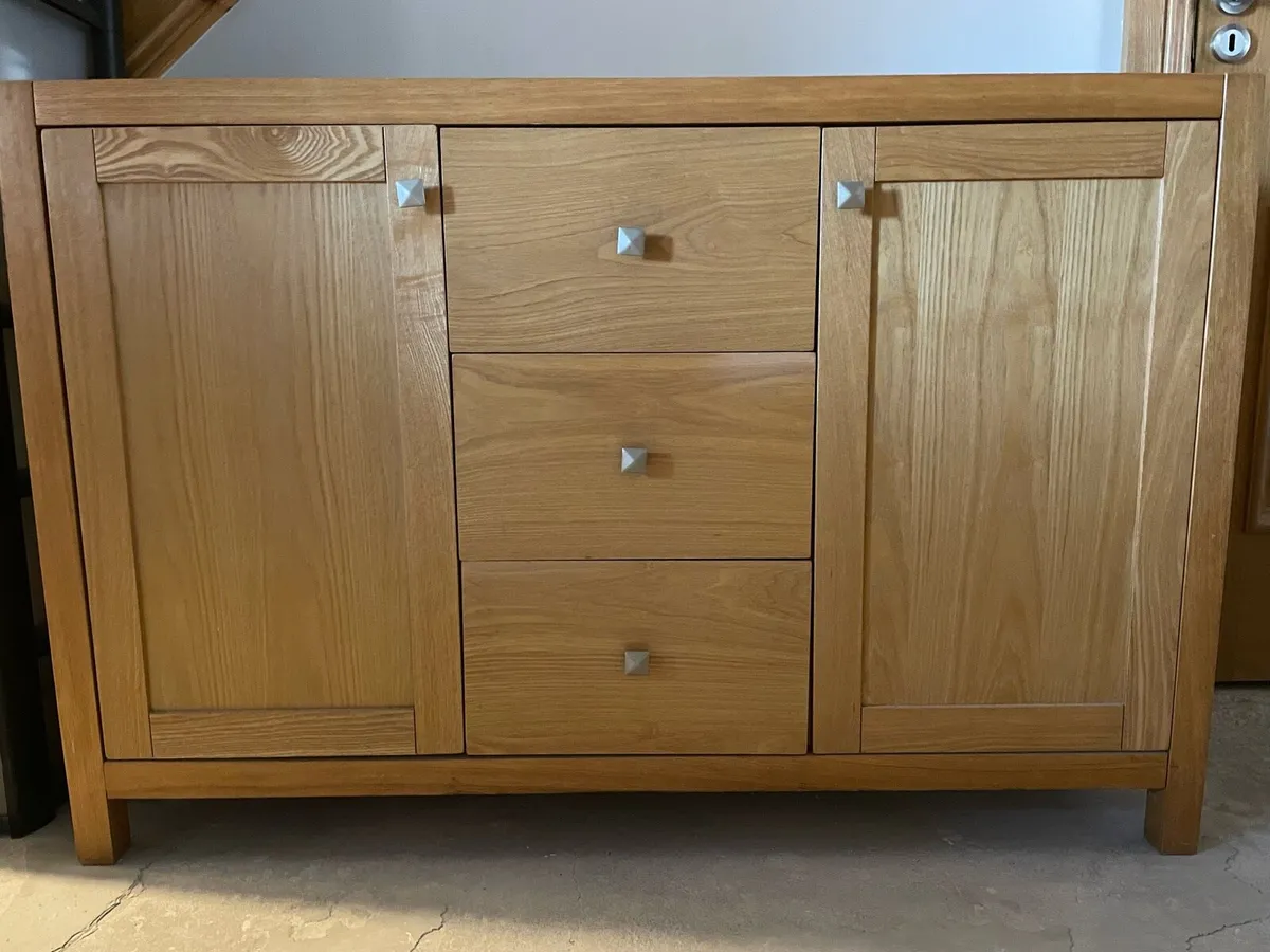 Solid Oak sideboard - Image 1