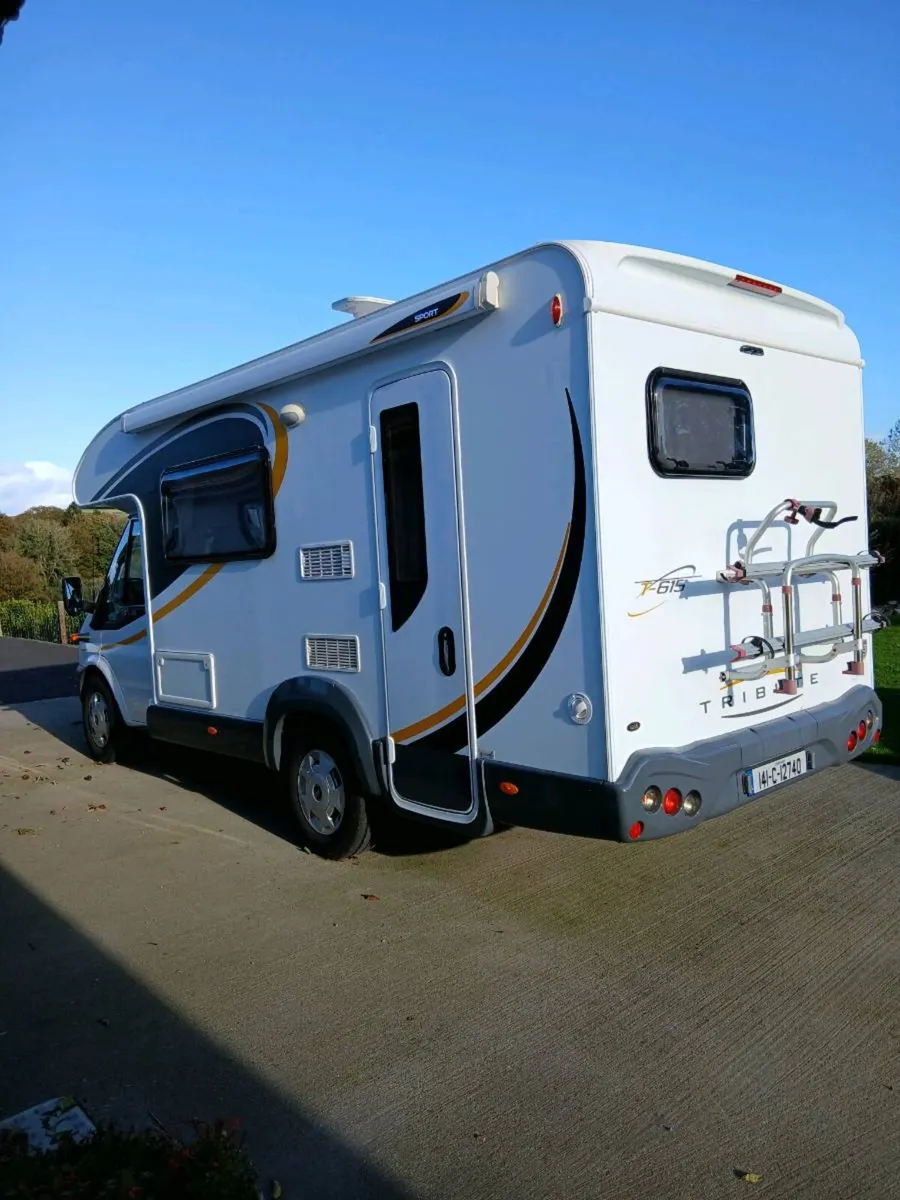 Camper.. - Image 1