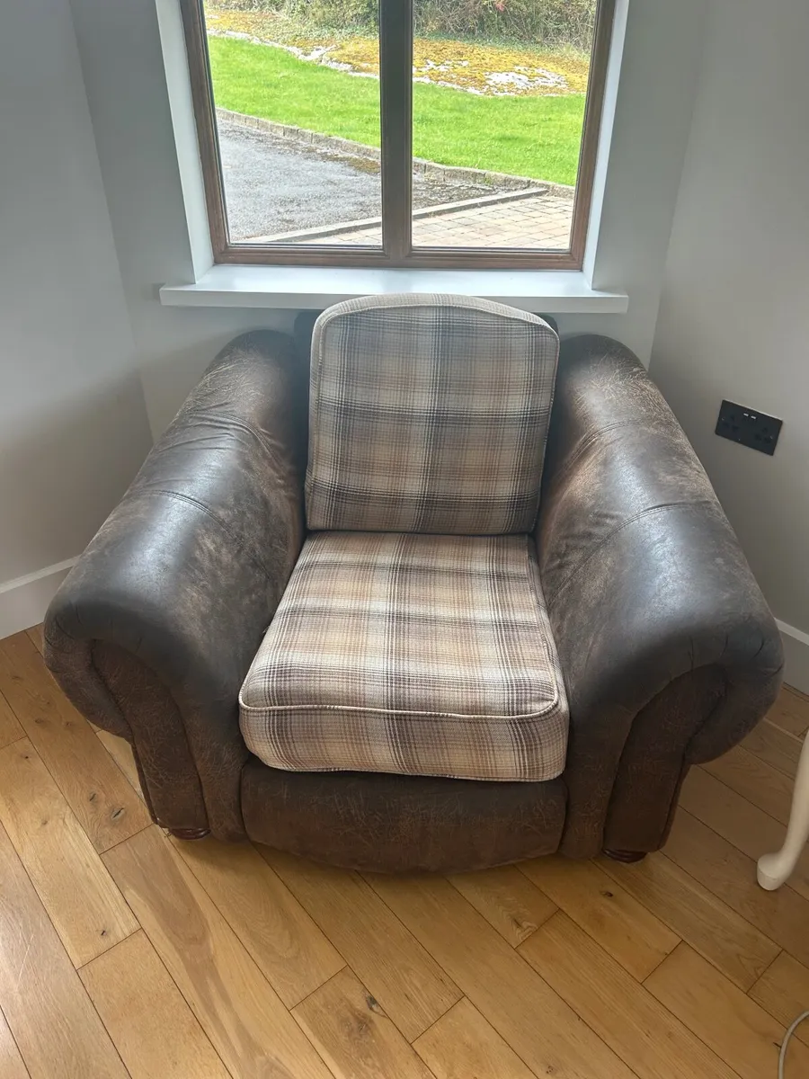 Sofas - Image 3