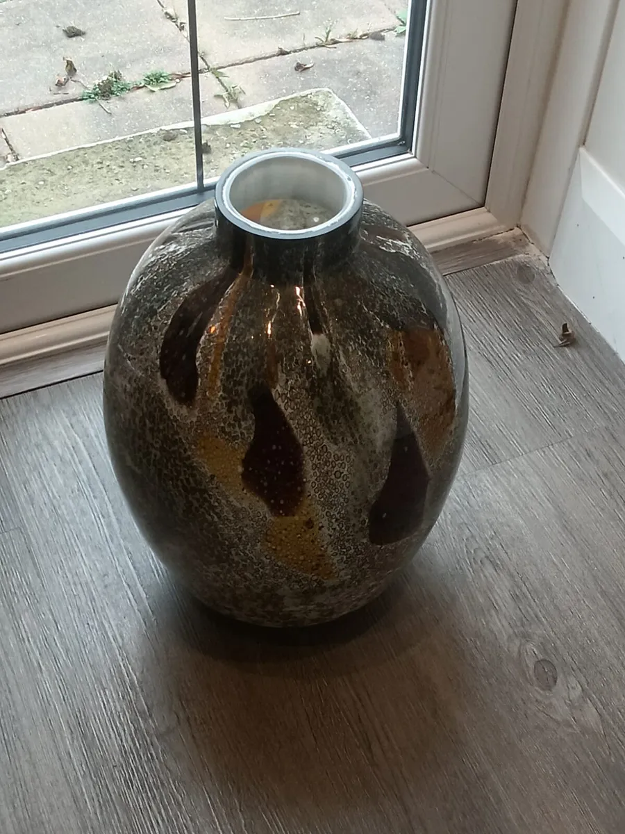 Luxurious BoConcept Designer Vase - Image 1