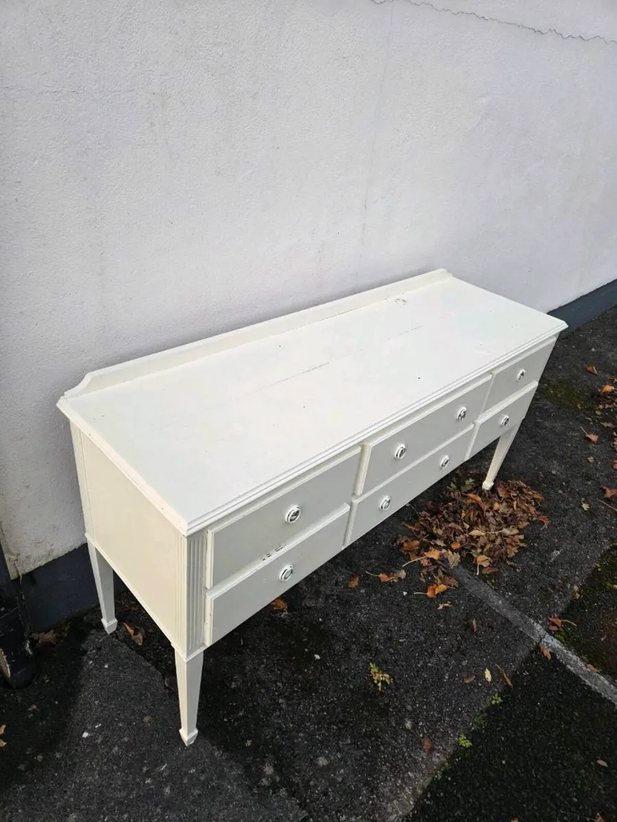 Chest of drawers - Image 2