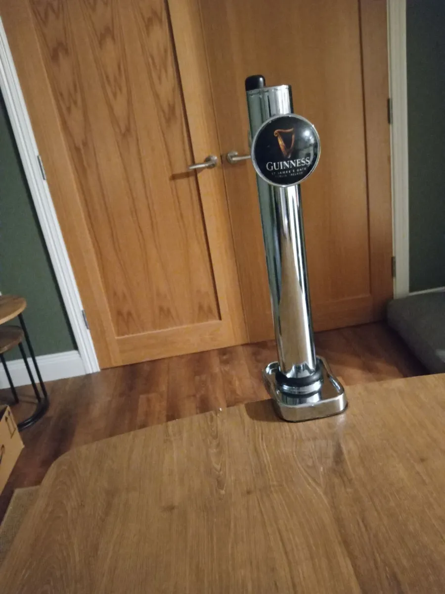 Guinness home bar - Image 1