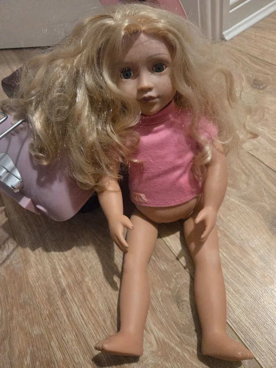 Our Generation moped and doll - Image 4