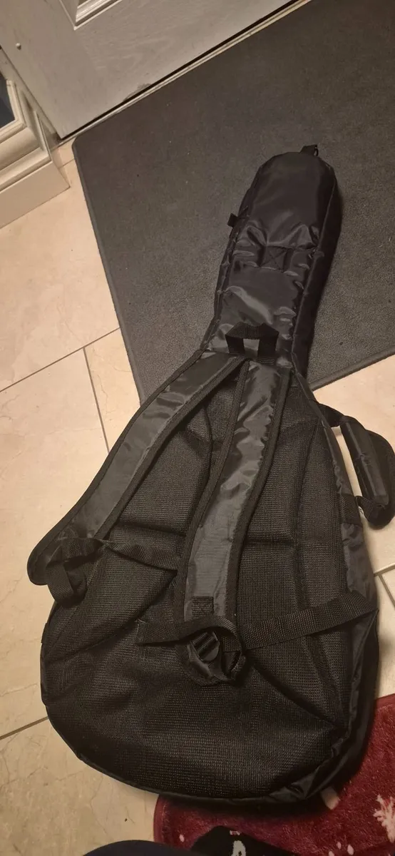 Childs Guitar with Carry bag - Image 1