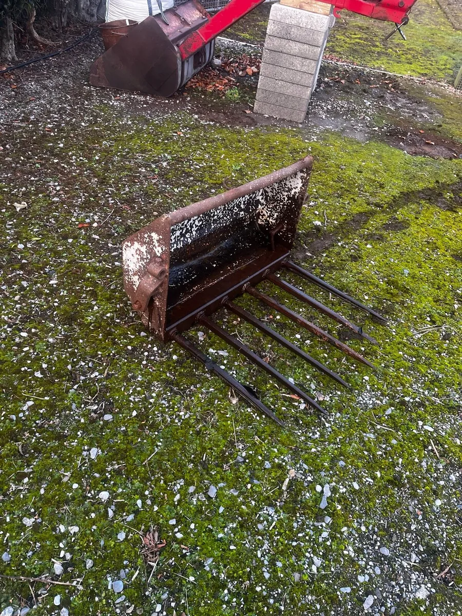 Loader - Image 4