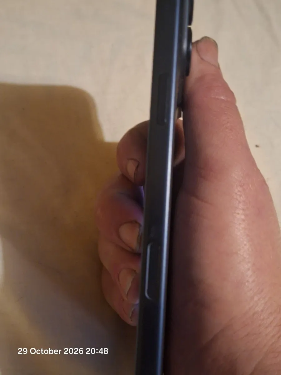 iPhone 17 pro max - Image 2