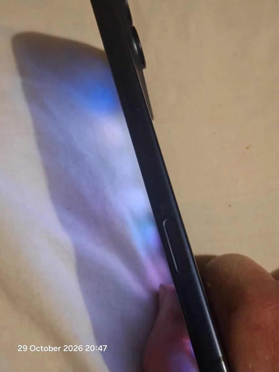iPhone 17 pro max - Image 3