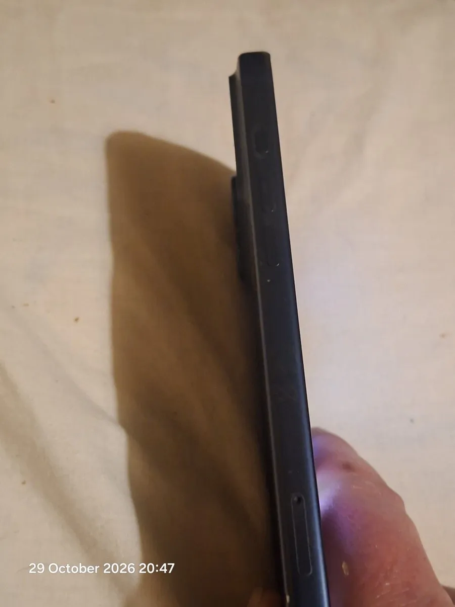 iPhone 17 pro max - Image 4