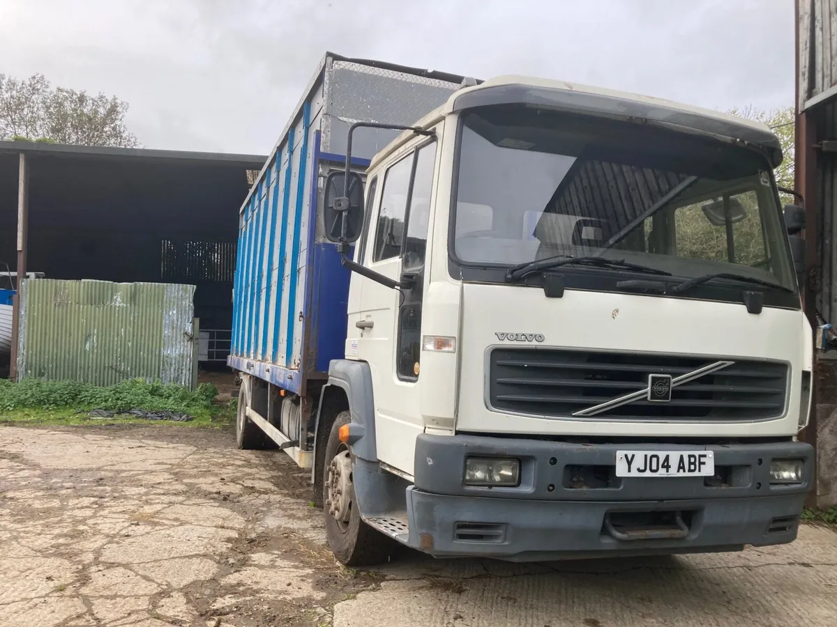 Volvo Other 2004 - Image 1