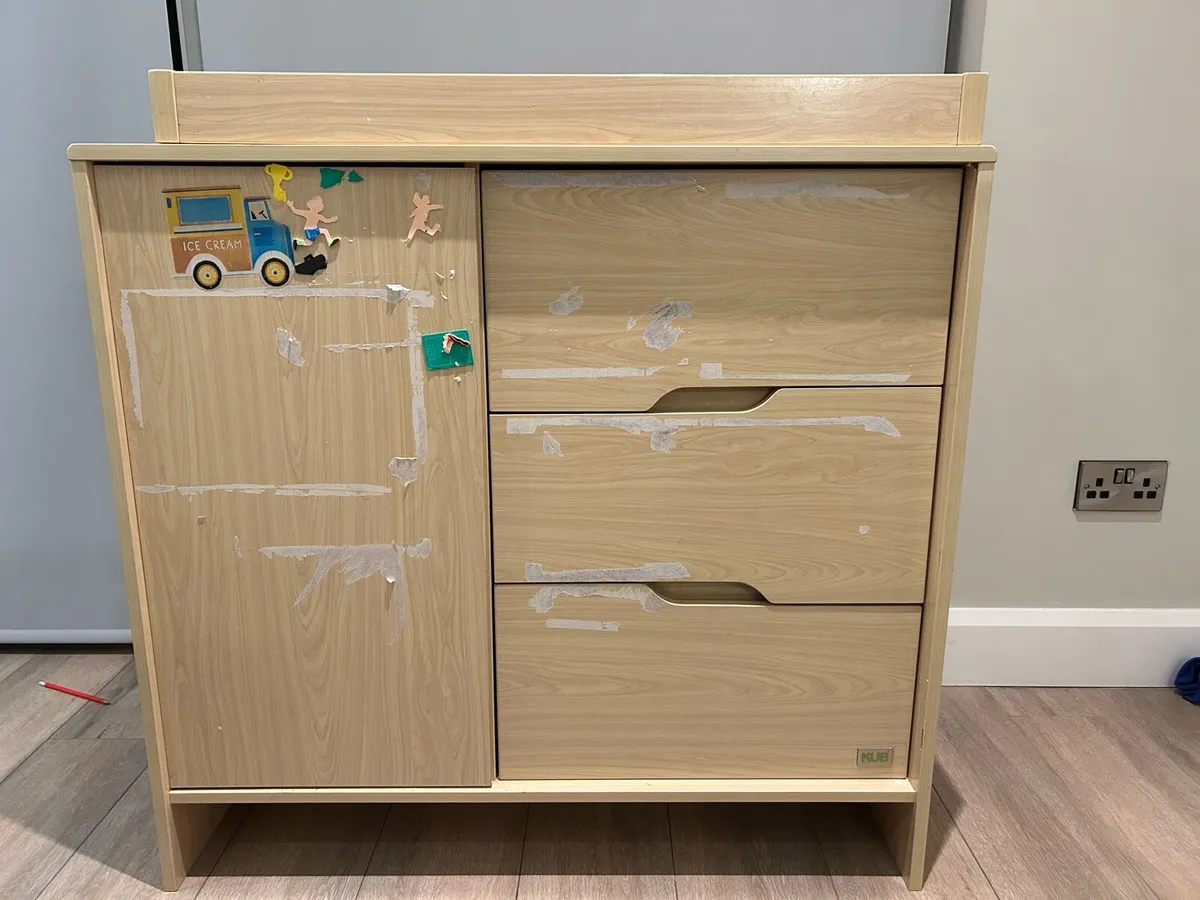Baby changing table - Image 4