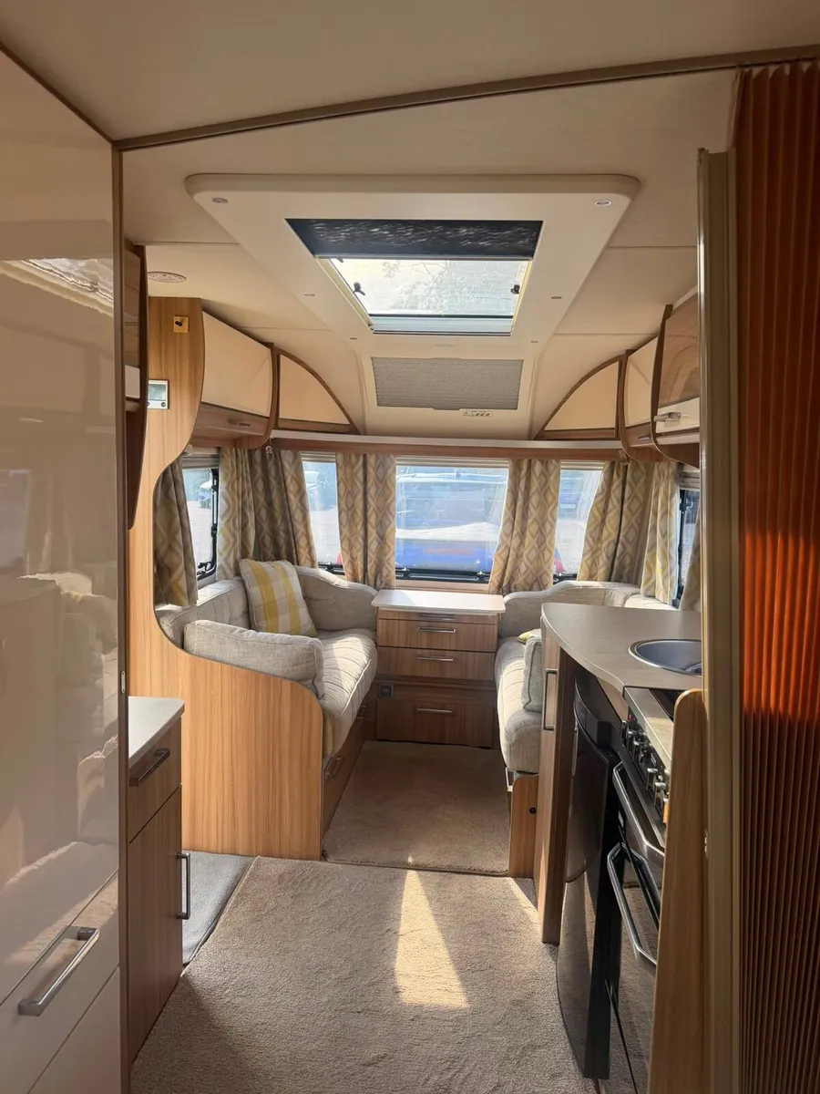 Lunar Clubman 2018 . 4 Berth Caravan . End Bedroom - Image 3