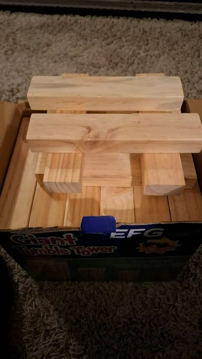 Giant jenga style block game - Image 4