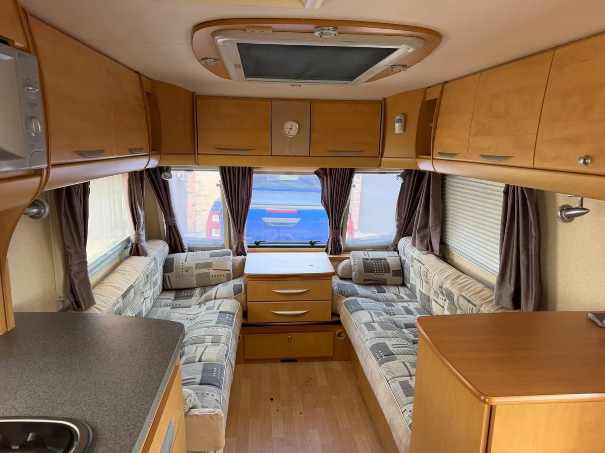 Bailey Senator 2007 . 4 Berth Caravan - Image 4