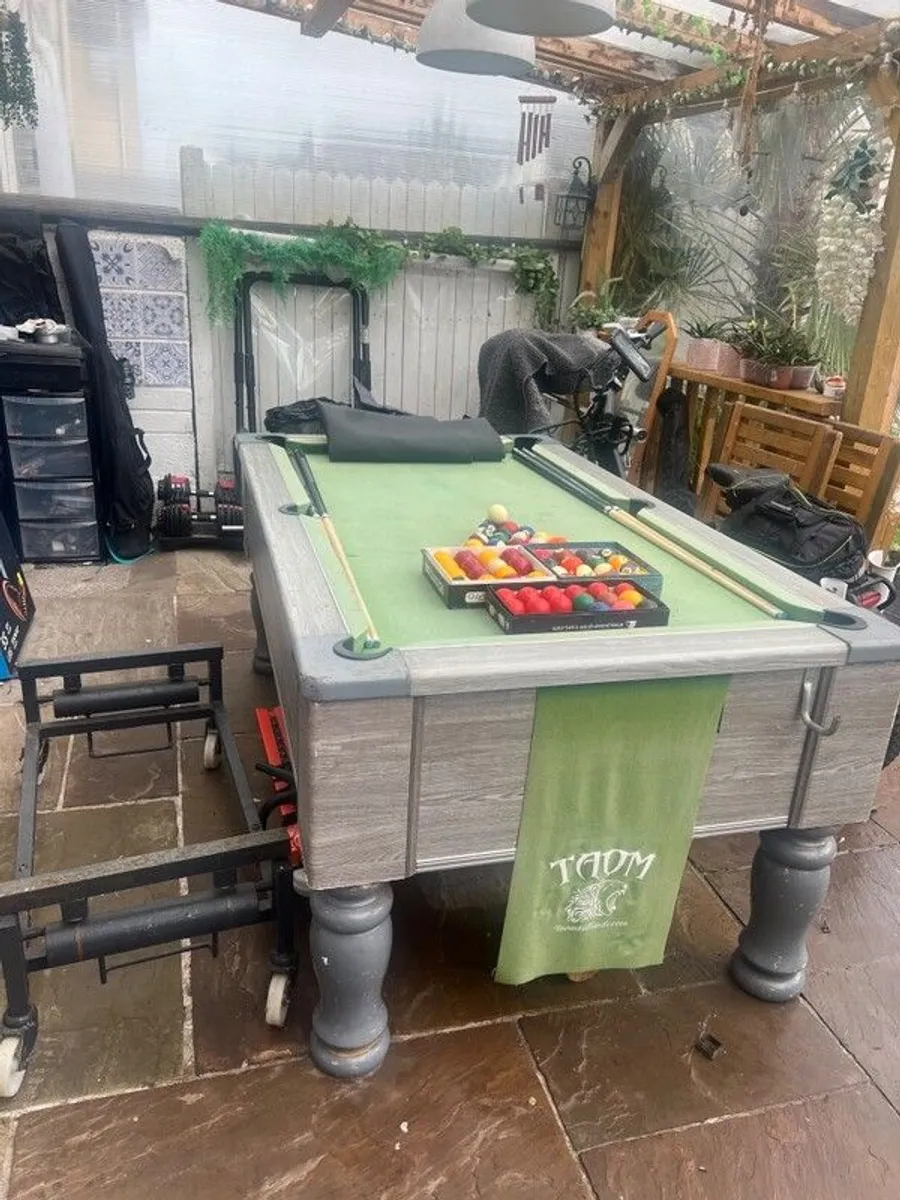 Pool table - Image 4