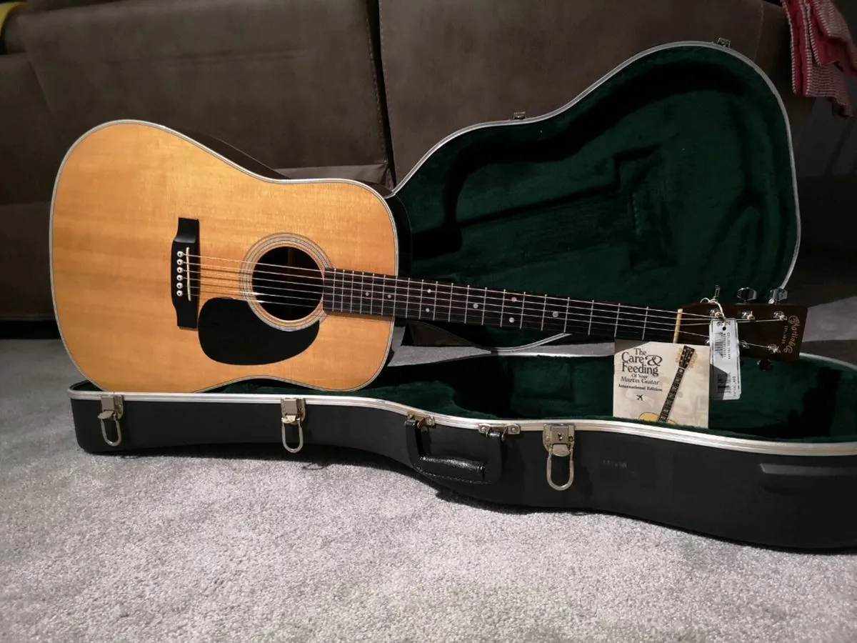 Martin D28 2004. Mint. - Image 1