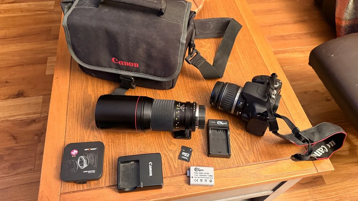 CANON DSLR BUNDLE - Image 1
