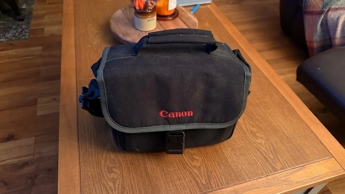 CANON DSLR BUNDLE - Image 2